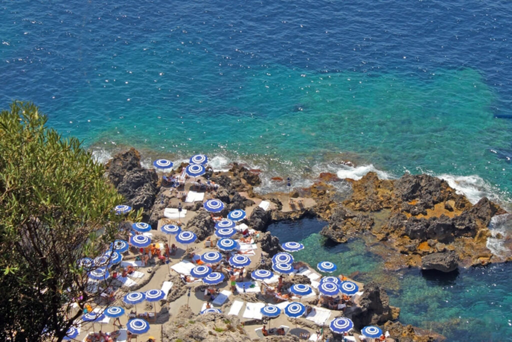 Beach-in-Capri